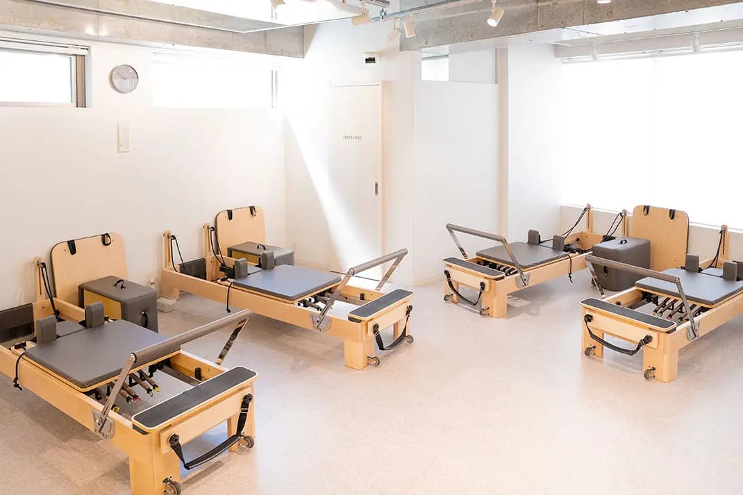 PILATES MIRRORのスタジオの様子